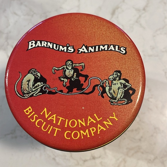 Vintage 1979 Barnum's Animal Crackers Tin Canister - Picture 3 of 16
